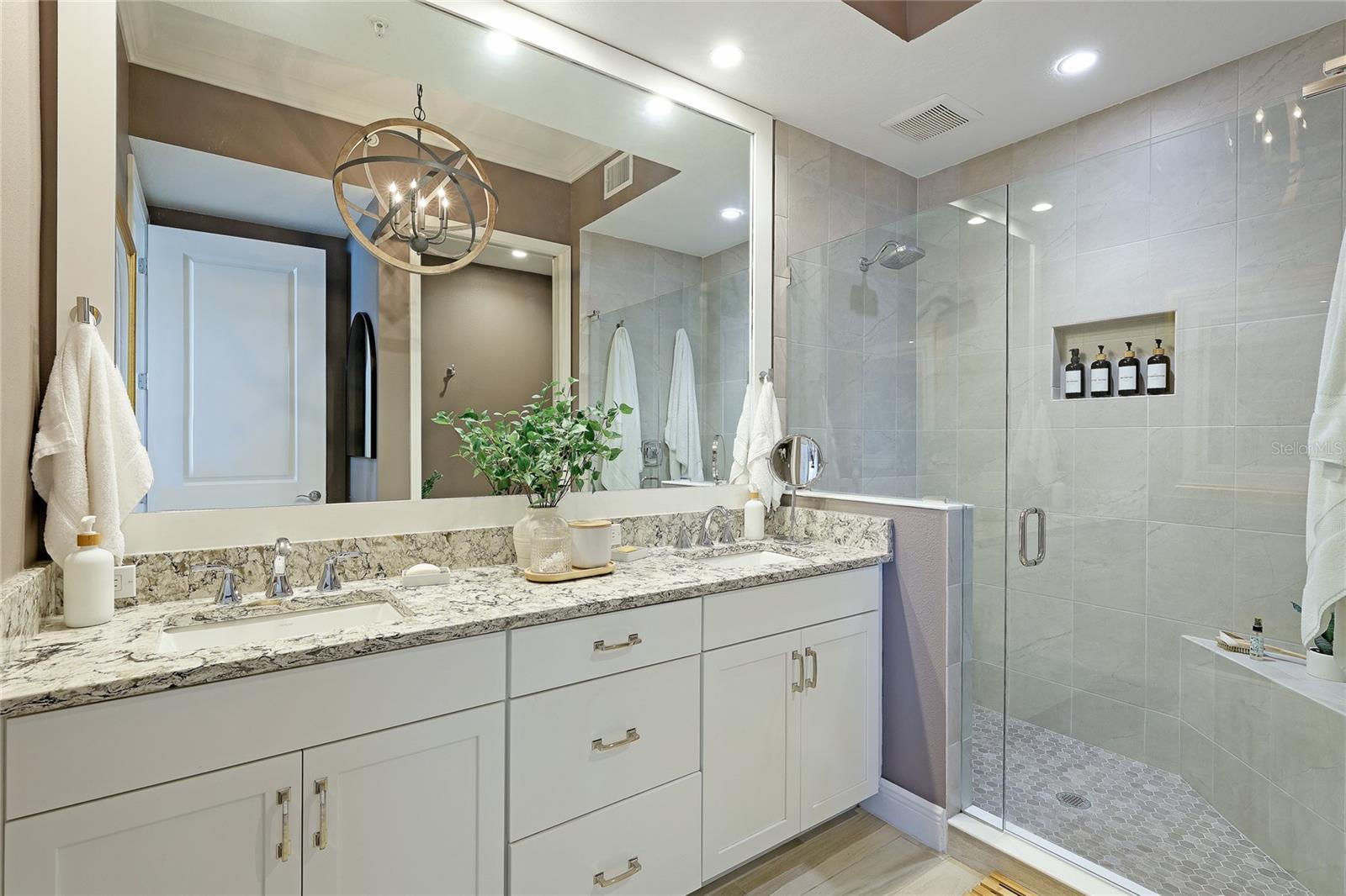 WATERFRONT AT MAIN STREET PH 2 - Residential Lease