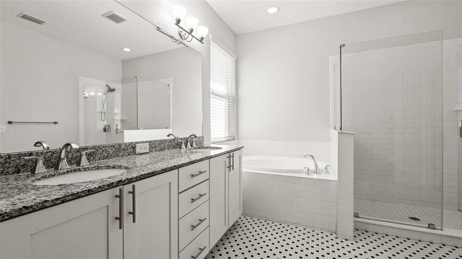 ROBLES SUB OF S 160 FT OF W 14 - Residential