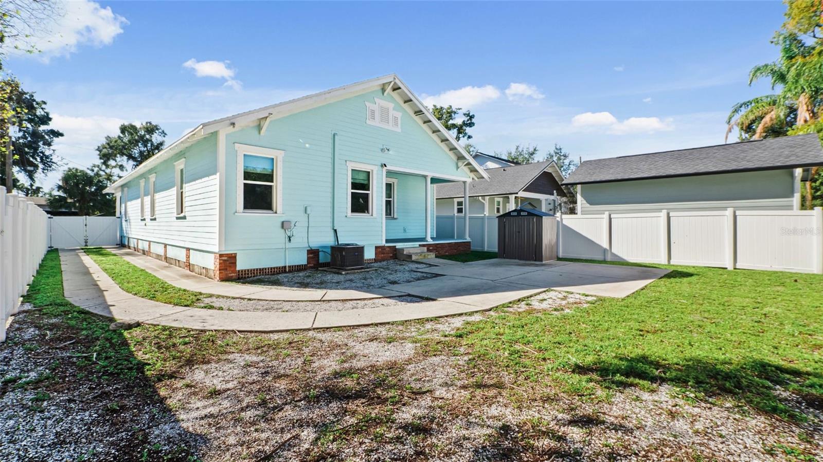 ROBLES SUB OF S 160 FT OF W 14 - Residential