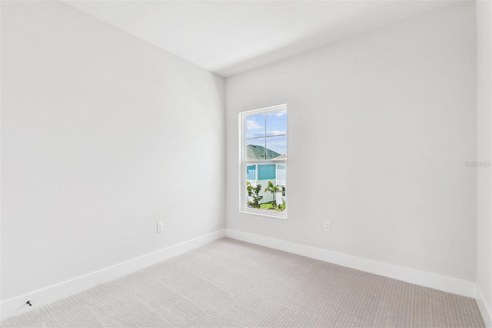 EMERALD LANDING AT WATERSIDE - Residential