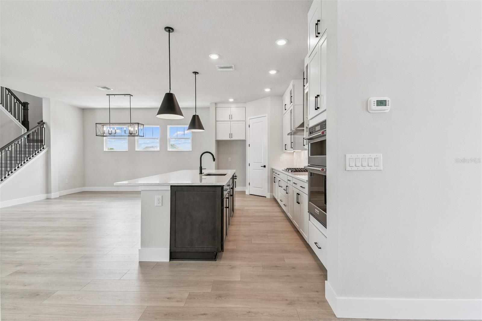 EMERALD LANDING AT WATERSIDE - Residential