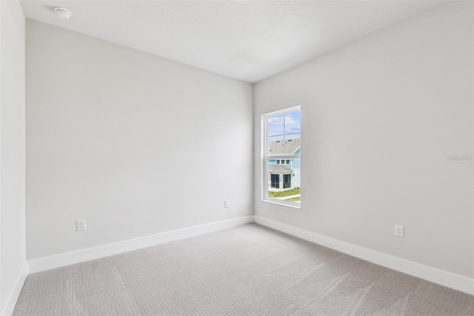 EMERALD LANDING AT WATERSIDE - Residential