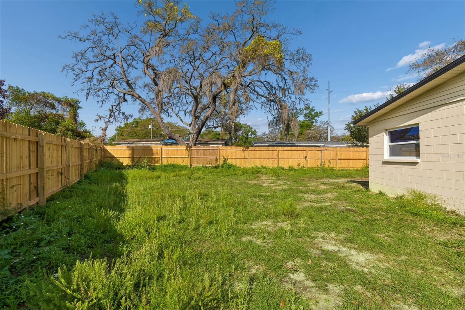 POINSETTIA VILLAGE - Residential