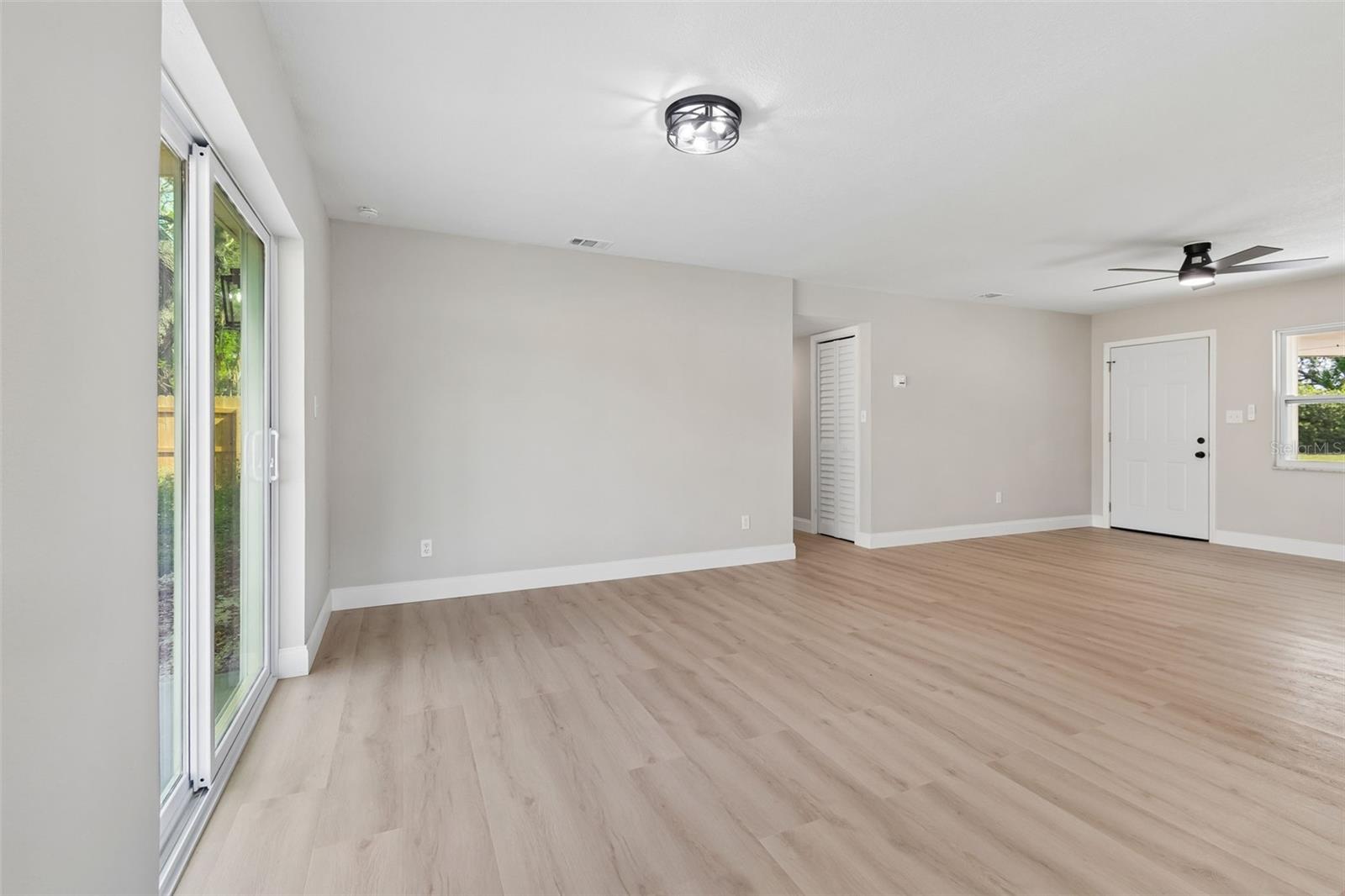 POINSETTIA VILLAGE - Residential