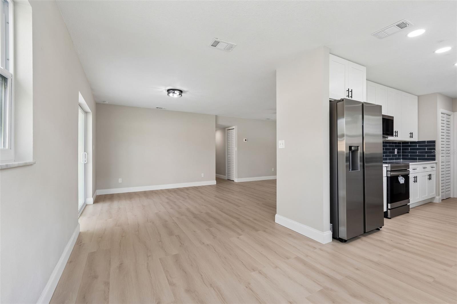 POINSETTIA VILLAGE - Residential