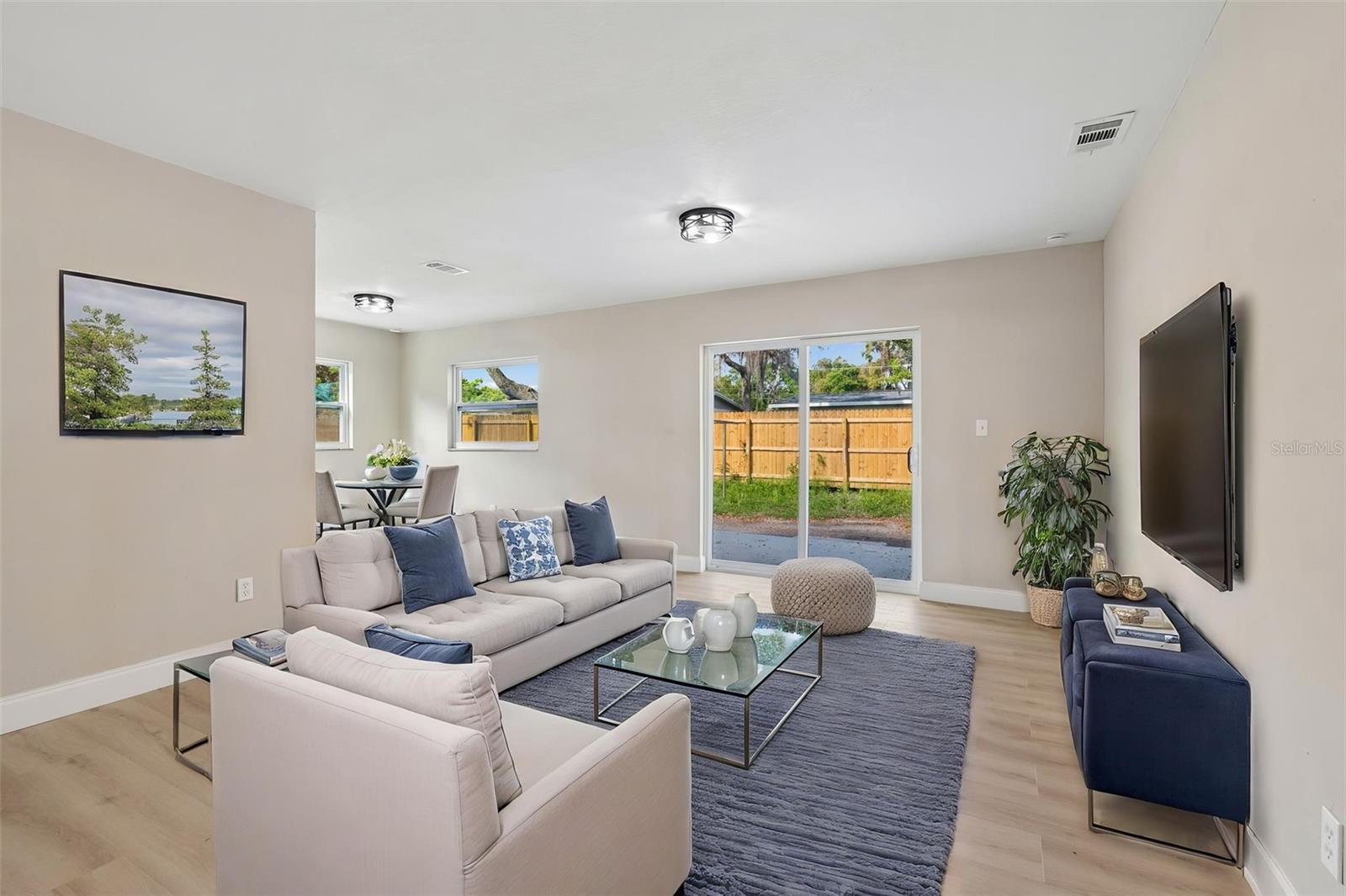 POINSETTIA VILLAGE - Residential