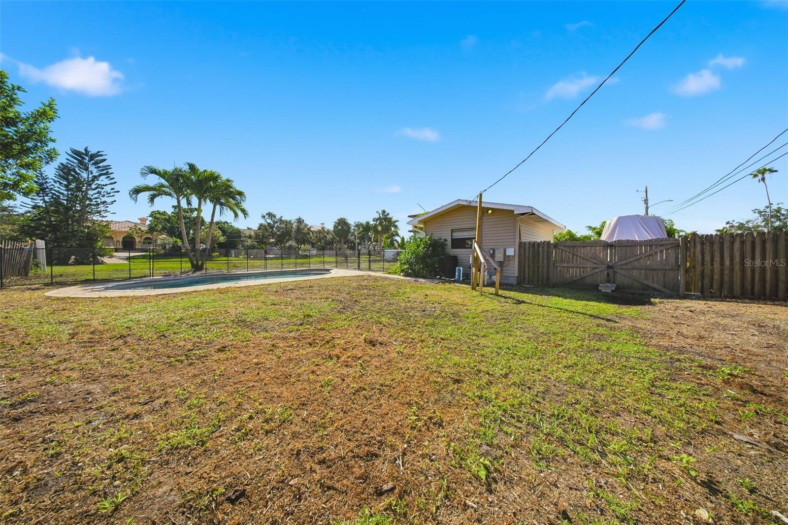 SHORE ACRES OVERLOOK SEC REP - Land