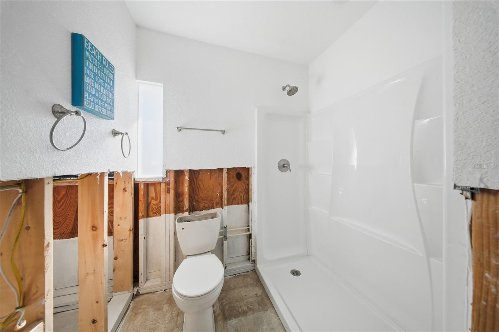 SHORE ACRES OVERLOOK SEC REP - Land