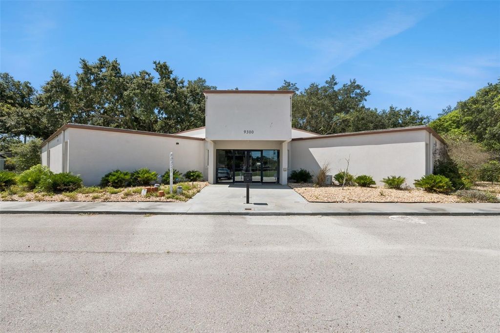 Photo of 9300 University Boulevard, Orlando, FL 32817 (MLS # O6428384)