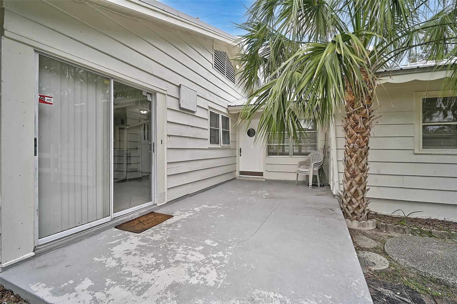 SARASOTA BAY PARK - Residential Lease