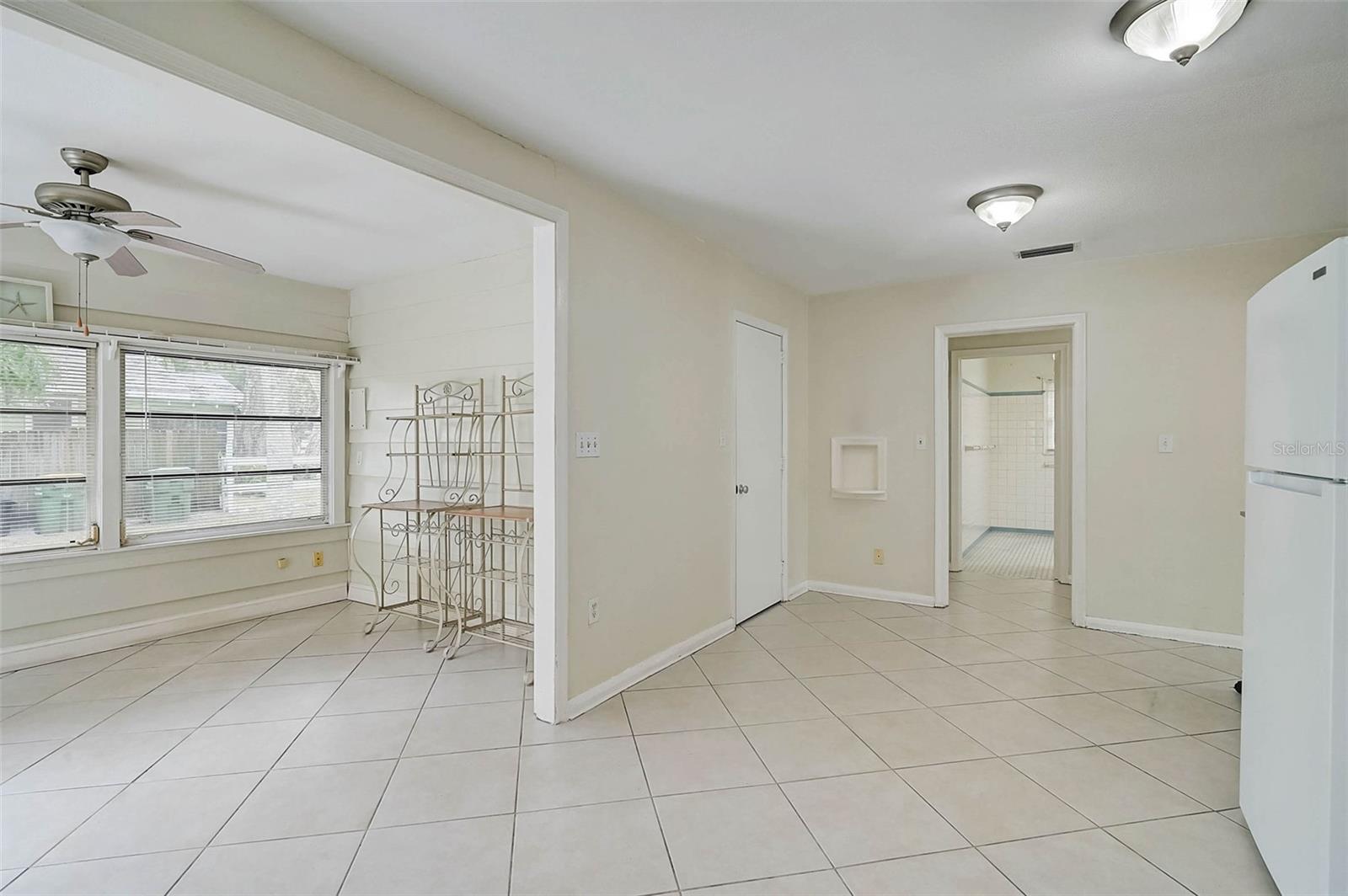 SARASOTA BAY PARK - Residential Lease