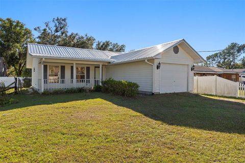 Photo of 1503 E Spencer St, Plant City, FL 33563 (MLS # TB8455789)