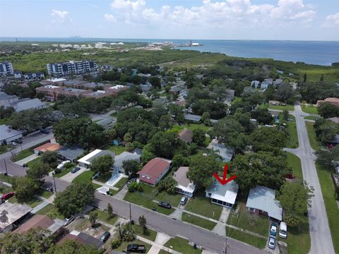 A home in TAMPA