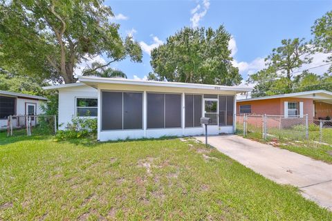 A home in TAMPA