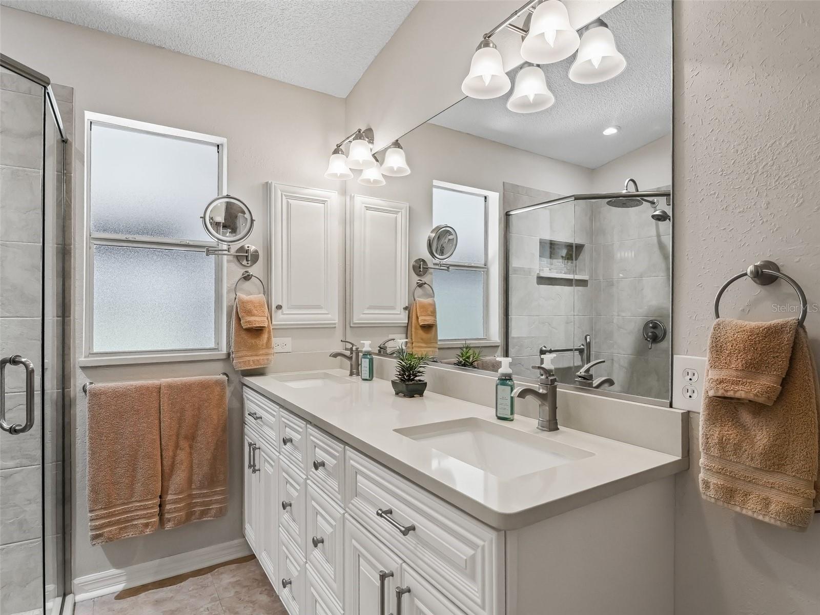 LADY LAKE ORANGE BLOSSOM GARDENS UNIT 21 - Residential