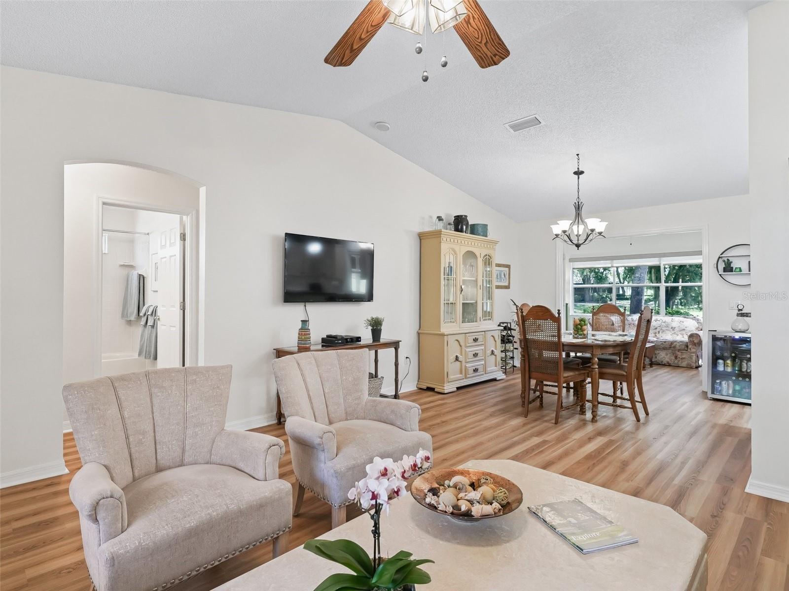 LADY LAKE ORANGE BLOSSOM GARDENS UNIT 21 - Residential