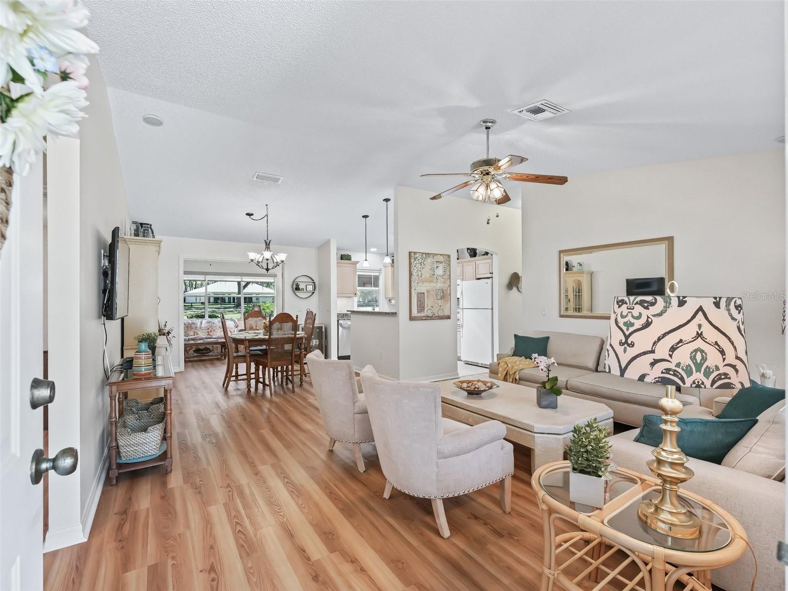 LADY LAKE ORANGE BLOSSOM GARDENS UNIT 21 - Residential