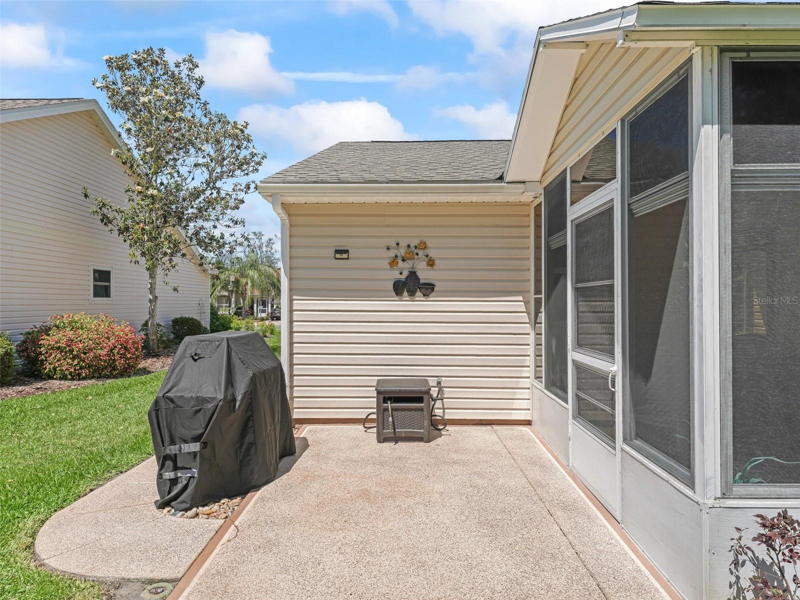 LADY LAKE ORANGE BLOSSOM GARDENS UNIT 21 - Residential