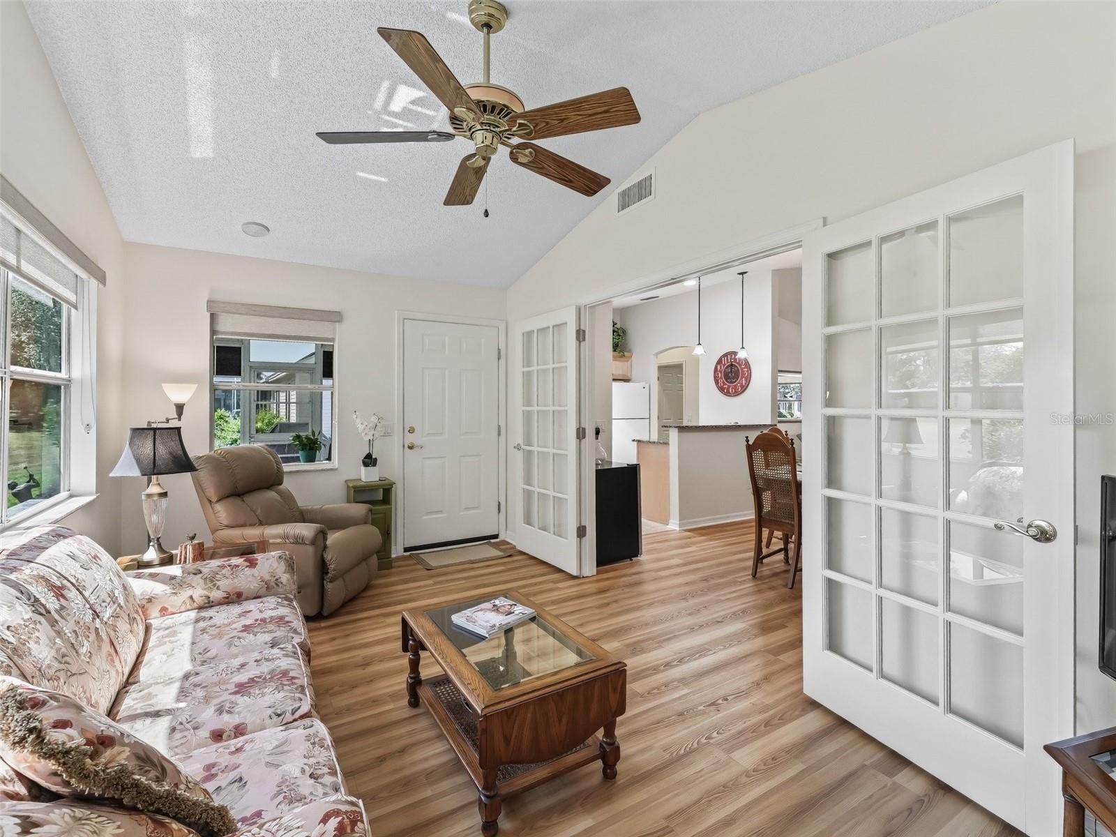 LADY LAKE ORANGE BLOSSOM GARDENS UNIT 21 - Residential