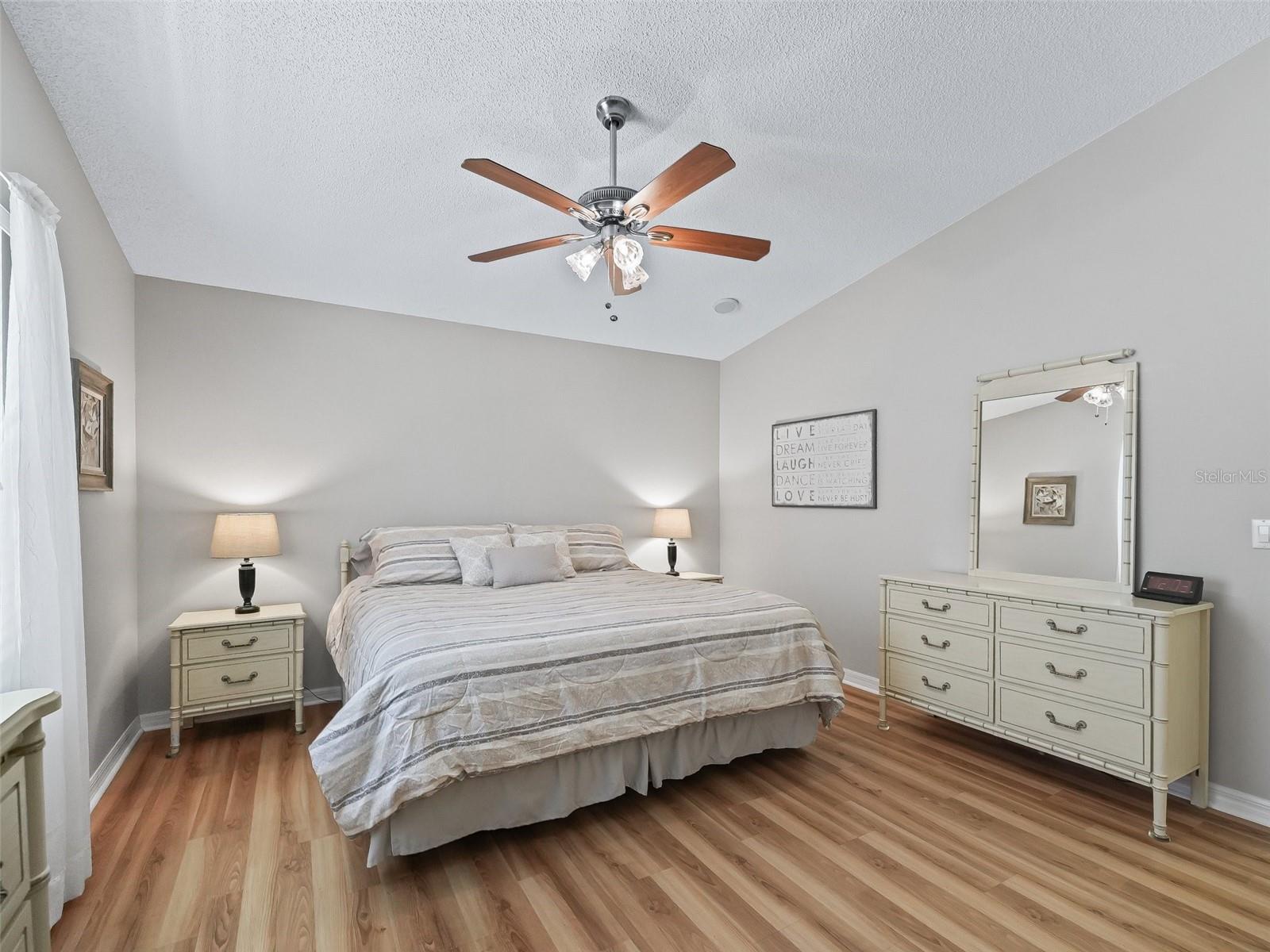 LADY LAKE ORANGE BLOSSOM GARDENS UNIT 21 - Residential