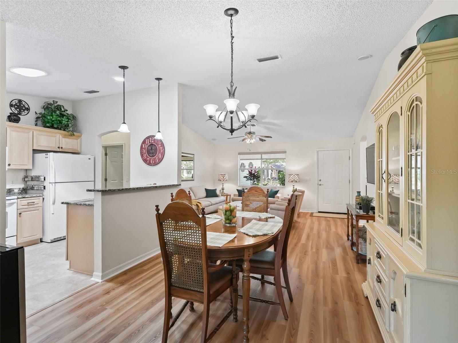 LADY LAKE ORANGE BLOSSOM GARDENS UNIT 21 - Residential