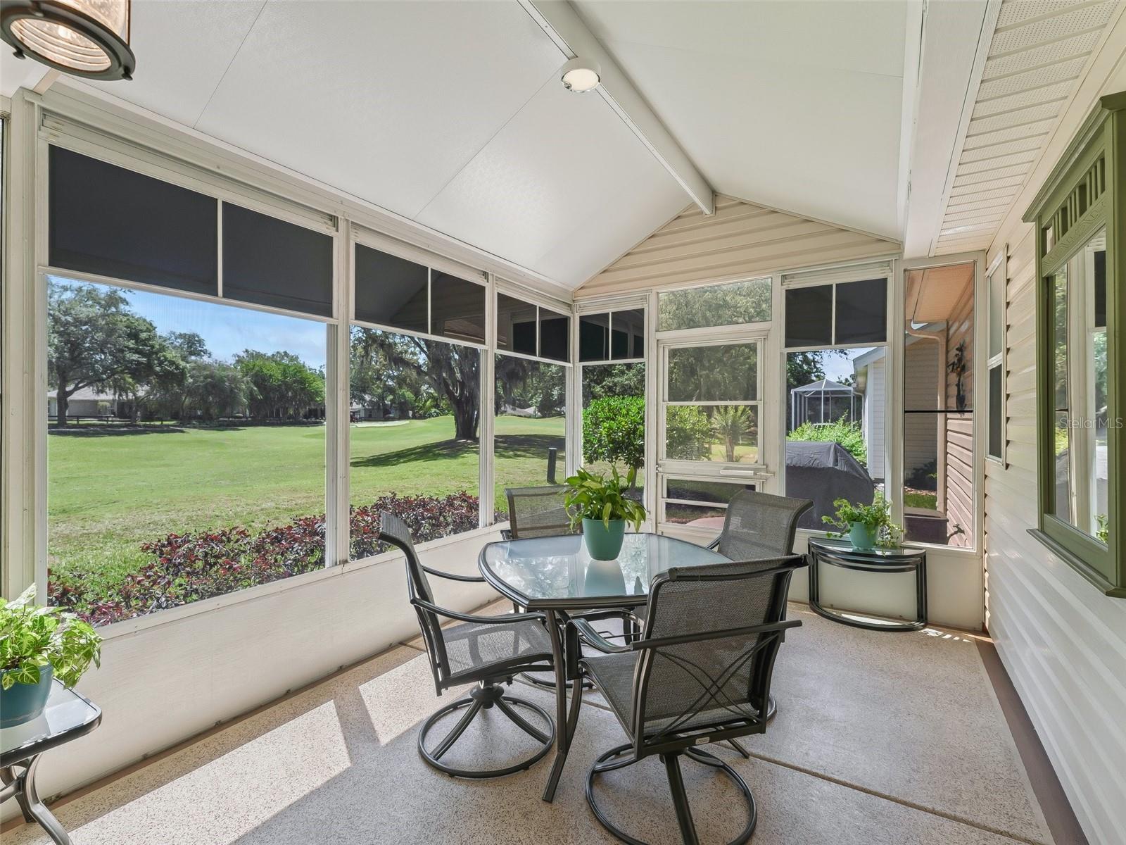 LADY LAKE ORANGE BLOSSOM GARDENS UNIT 21 - Residential