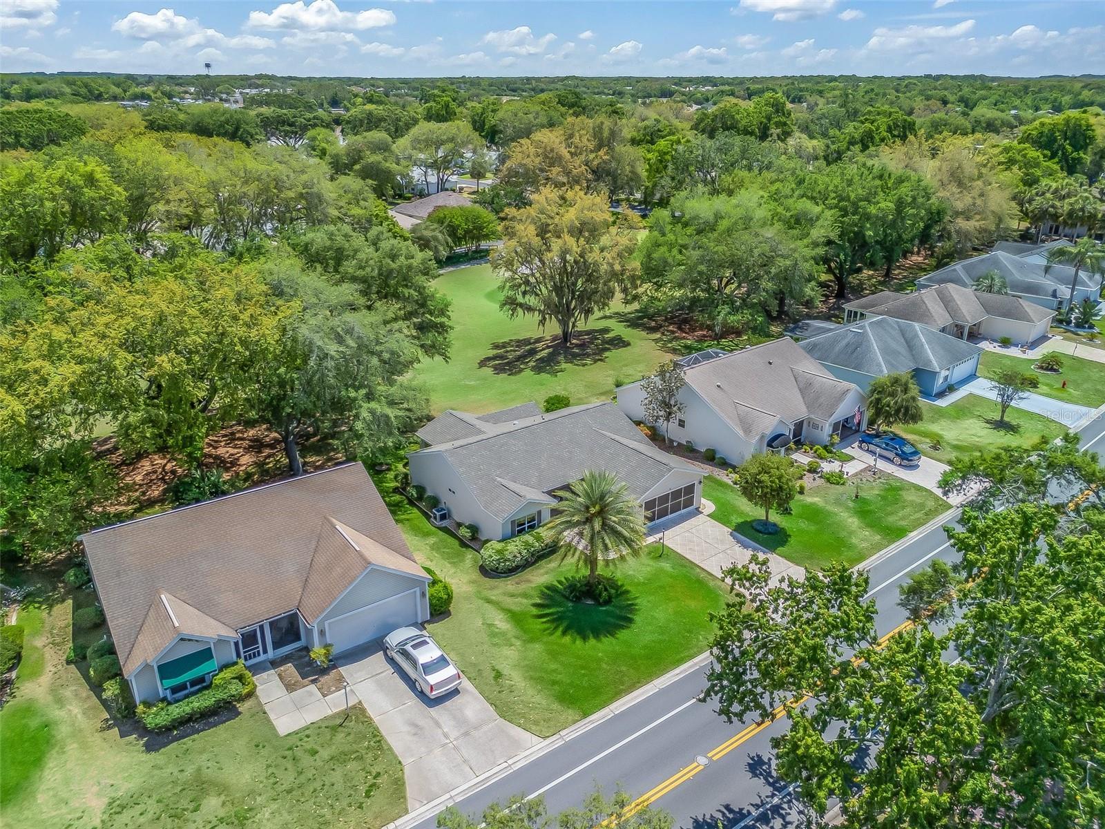 LADY LAKE ORANGE BLOSSOM GARDENS UNIT 21 - Residential