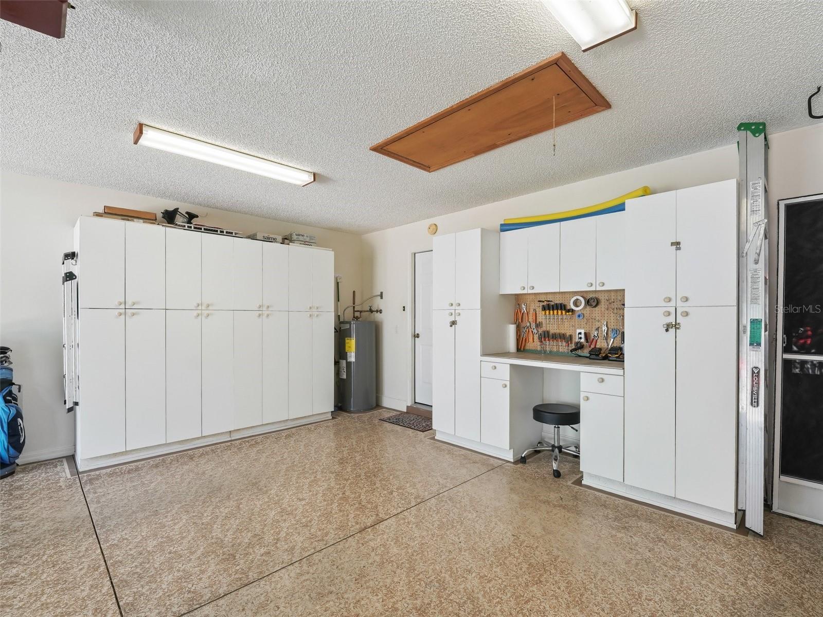 LADY LAKE ORANGE BLOSSOM GARDENS UNIT 21 - Residential