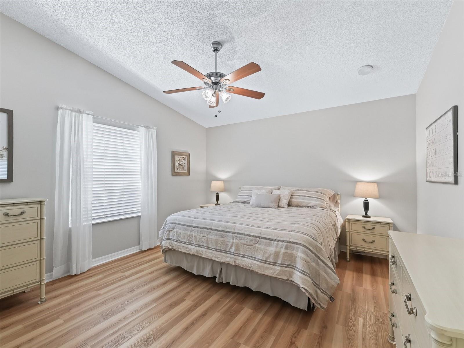 LADY LAKE ORANGE BLOSSOM GARDENS UNIT 21 - Residential