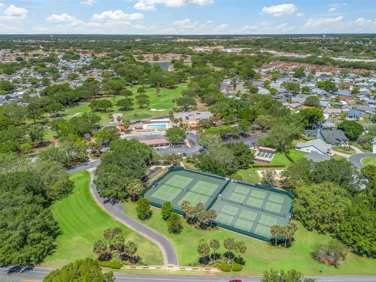 LADY LAKE ORANGE BLOSSOM GARDENS UNIT 21 - Residential