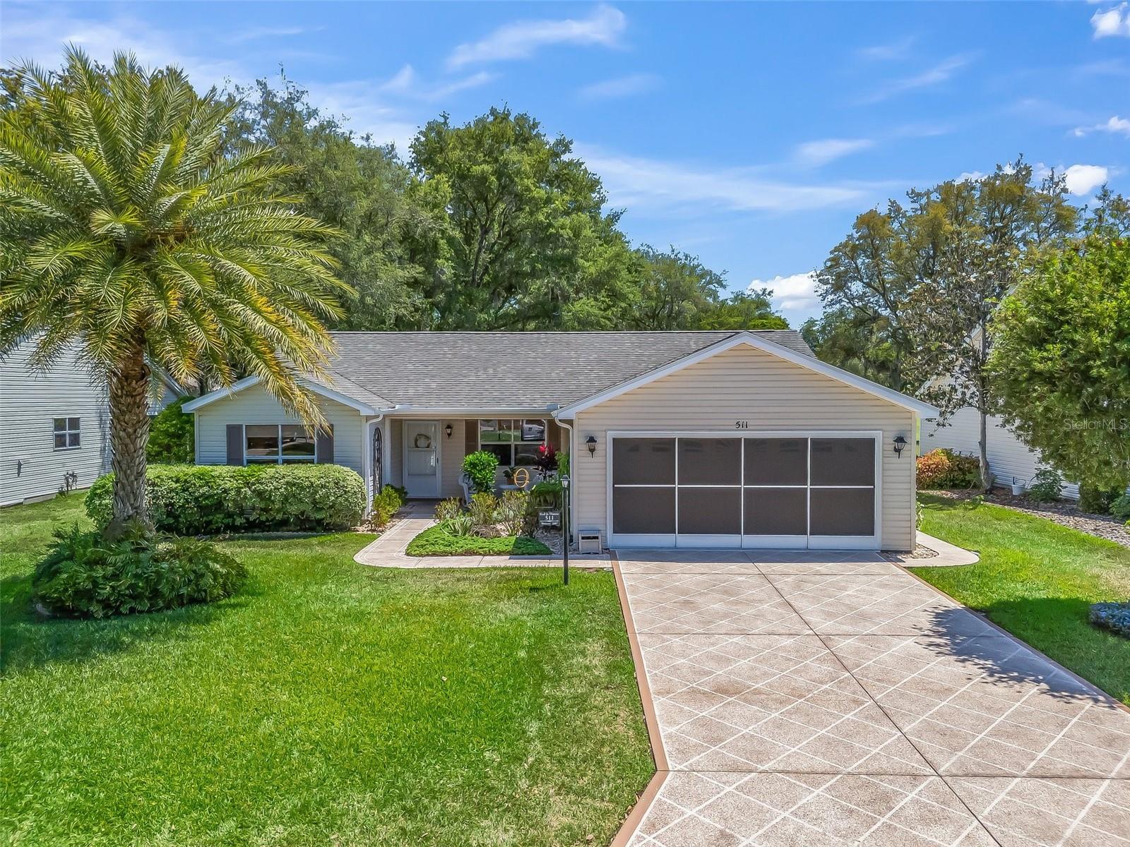 LADY LAKE ORANGE BLOSSOM GARDENS UNIT 21 - Residential