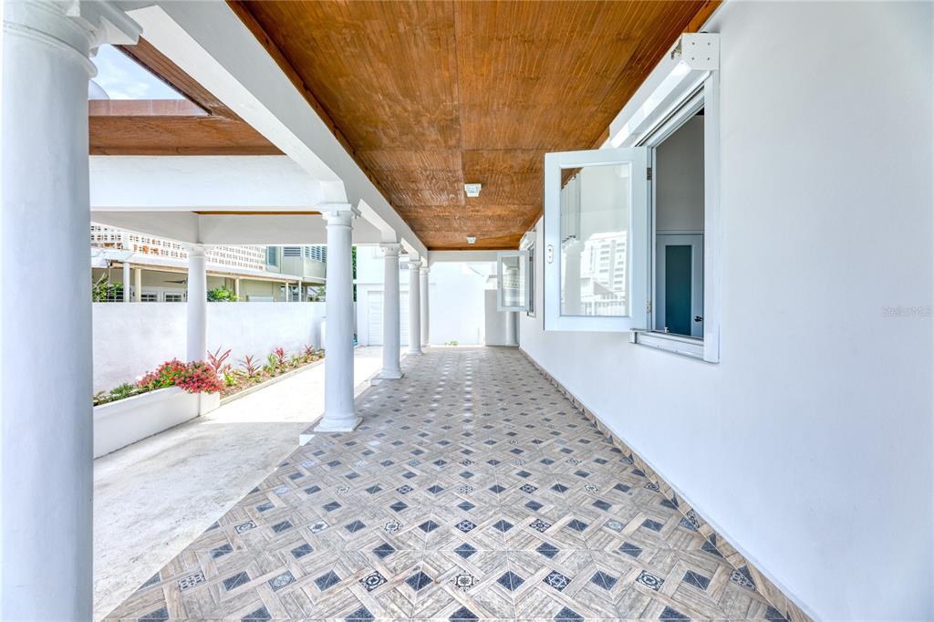 PUNTA LAS MARIAS - Residential