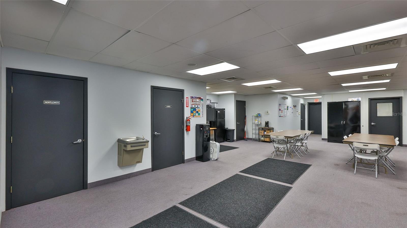 AIRPORT BUS PARK PH 01 - Commercial Sale