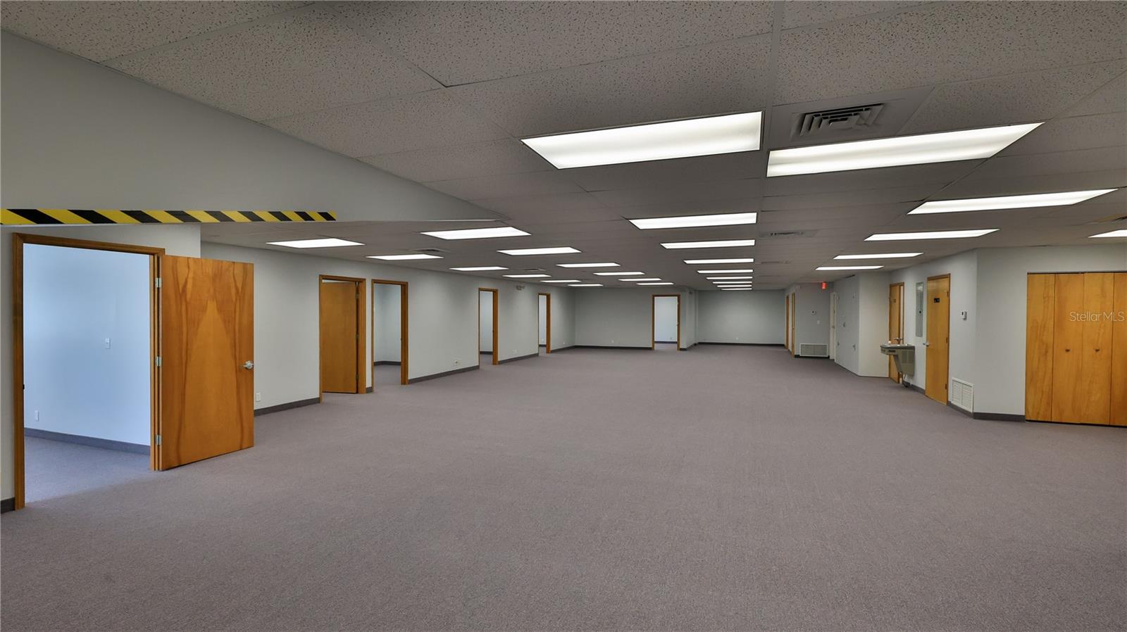 AIRPORT BUS PARK PH 01 - Commercial Sale