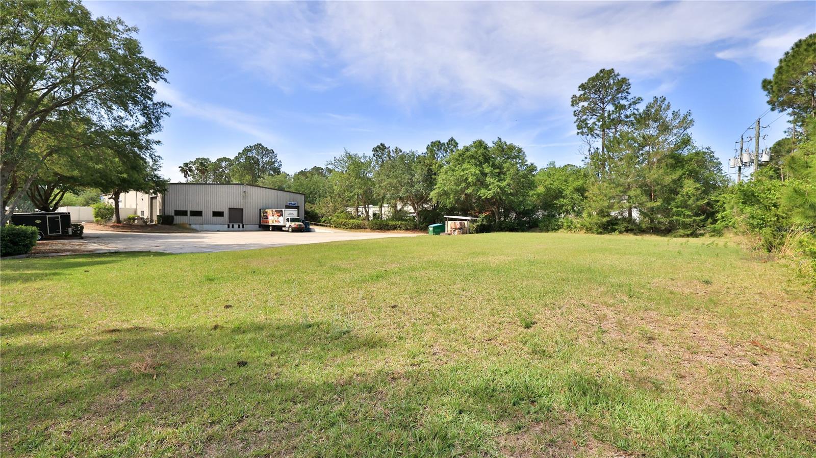 AIRPORT BUS PARK PH 01 - Commercial Sale