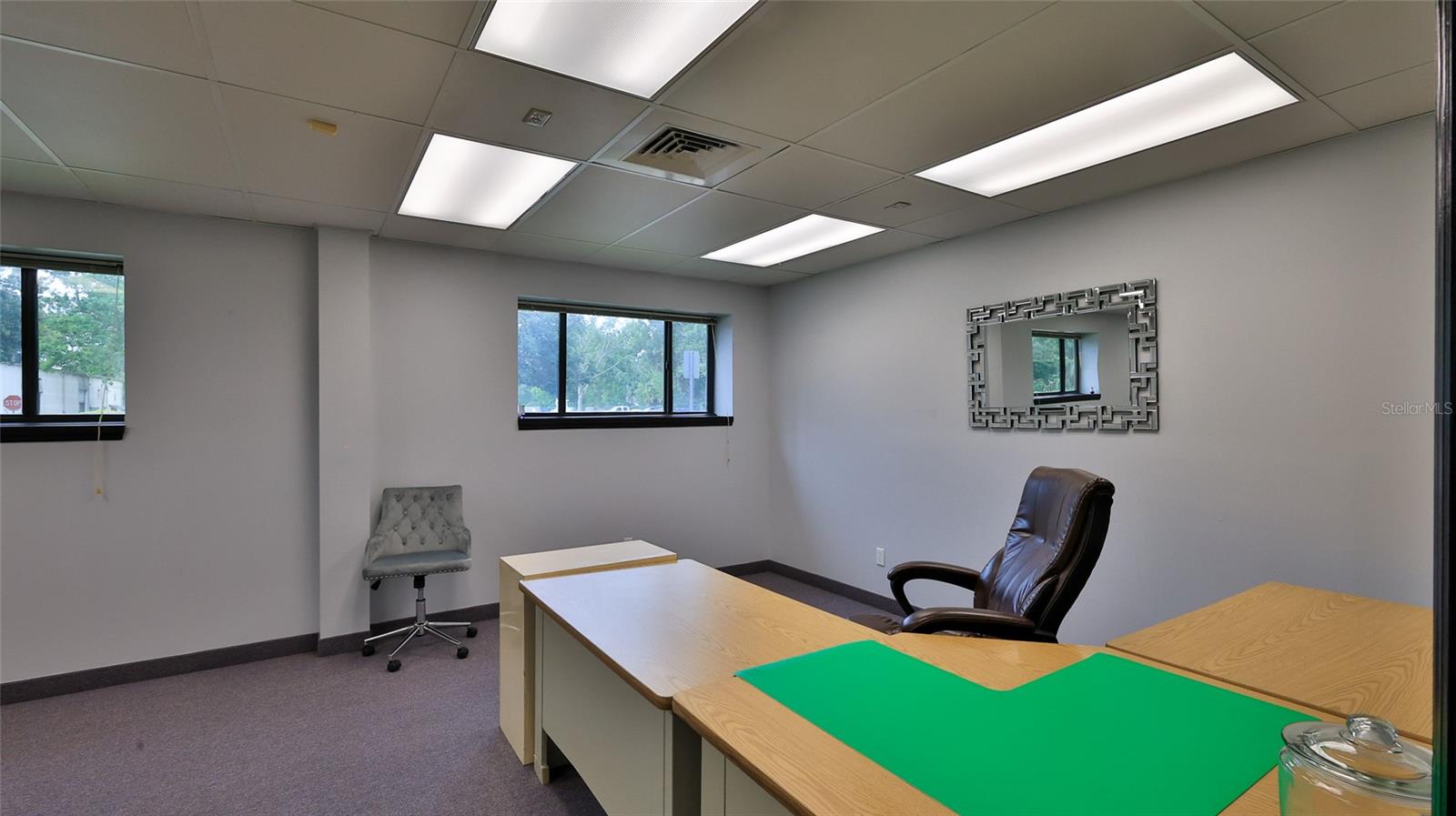 AIRPORT BUS PARK PH 01 - Commercial Sale