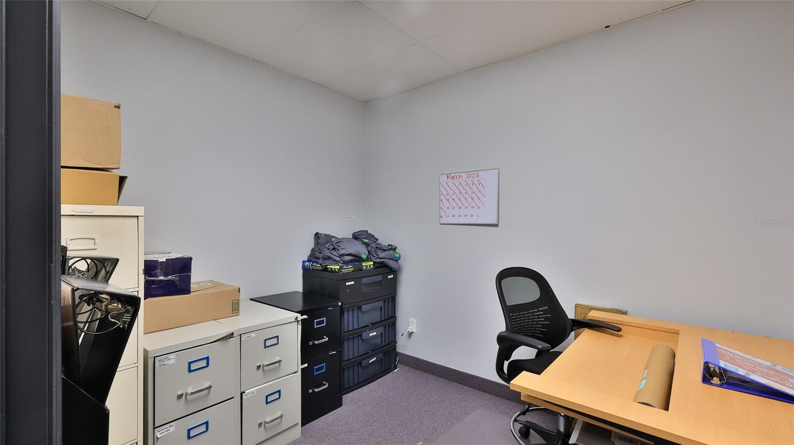 AIRPORT BUS PARK PH 01 - Commercial Sale