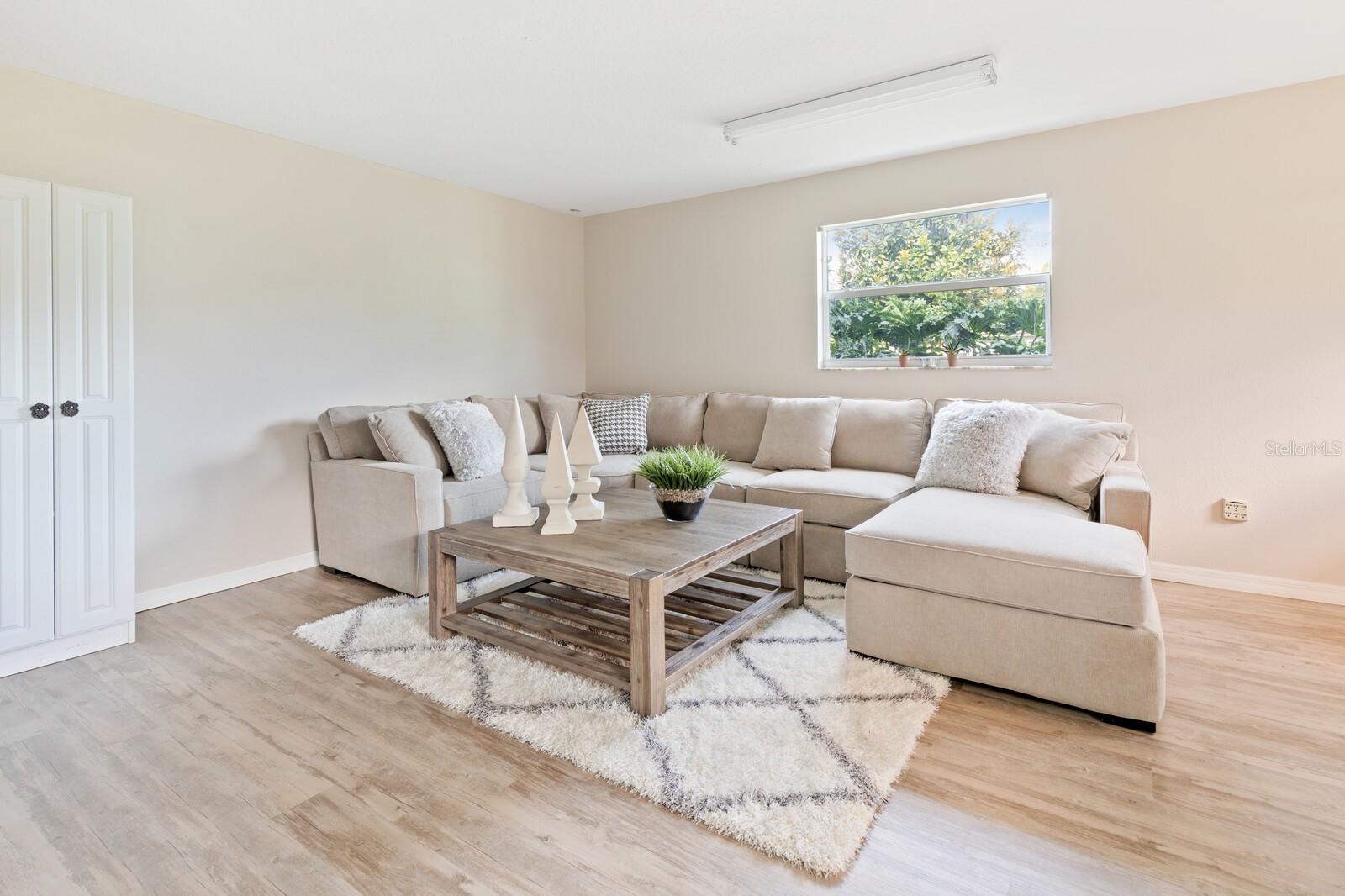 Dunlawton - Residential