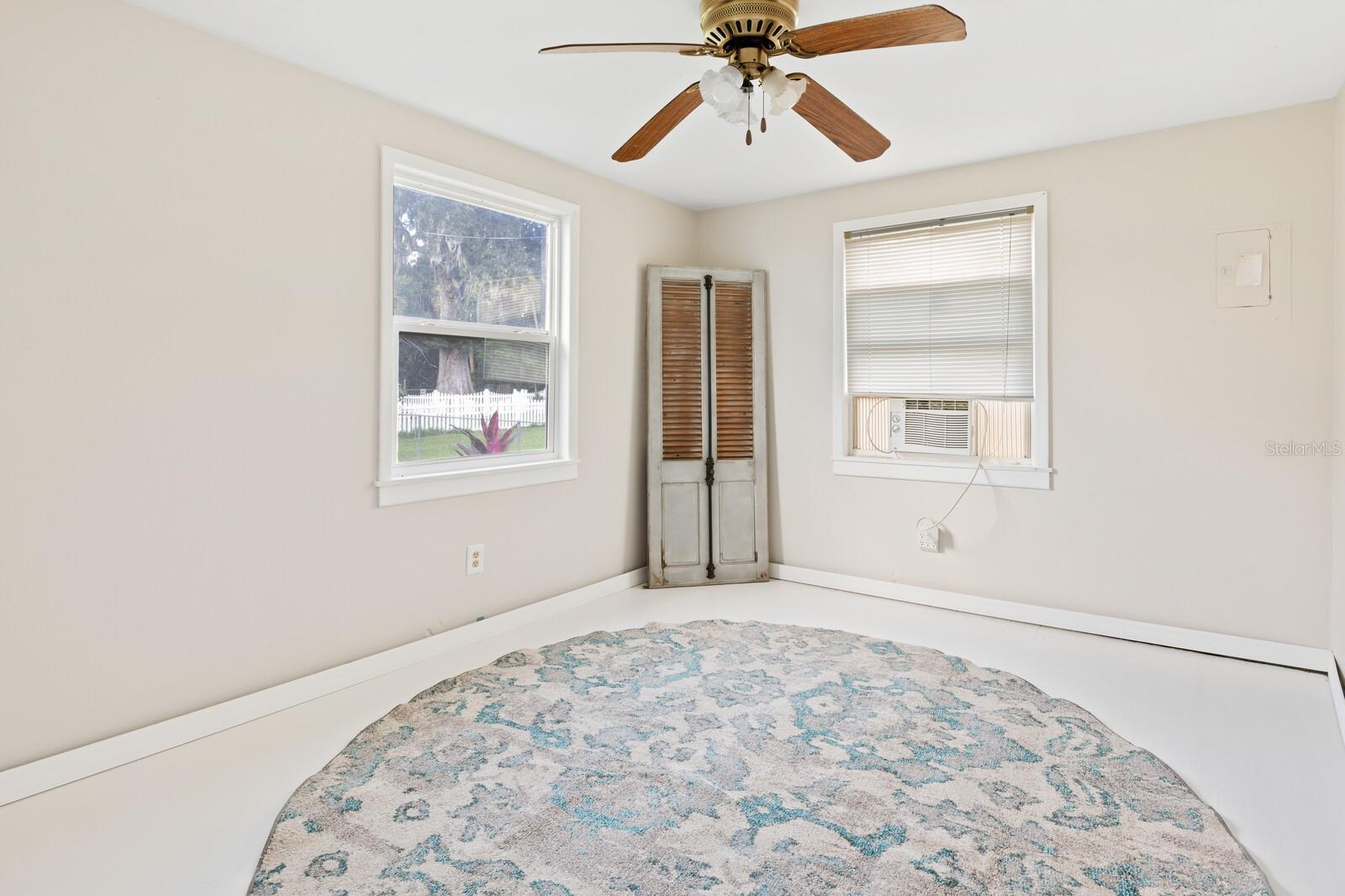 Dunlawton - Residential