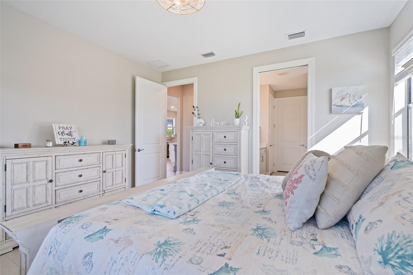 TALON PRESERVE AT PALMER RANCH - Residential