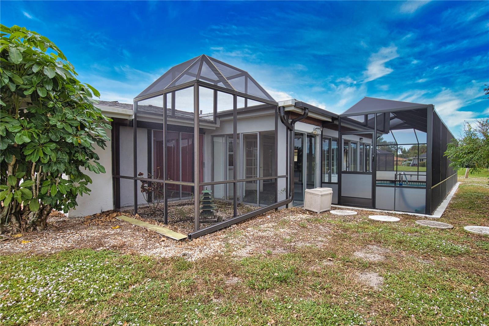 VENICE GARDENS - Residential