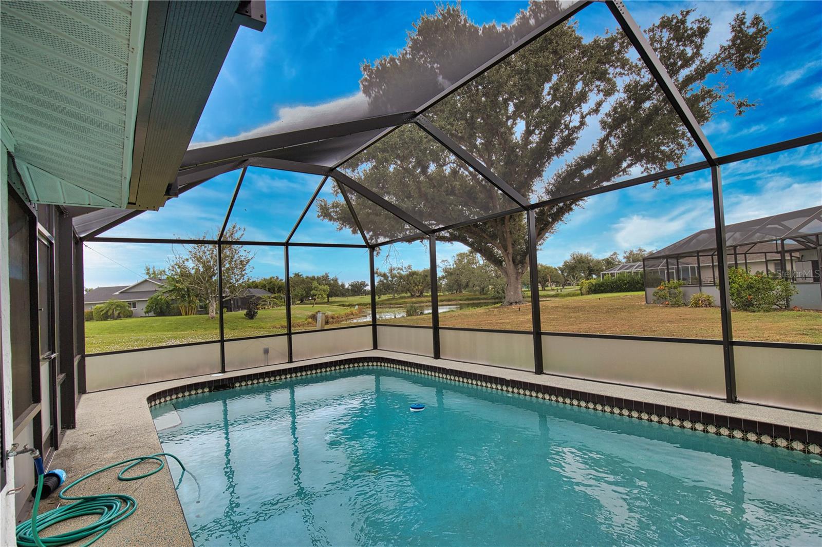 VENICE GARDENS - Residential