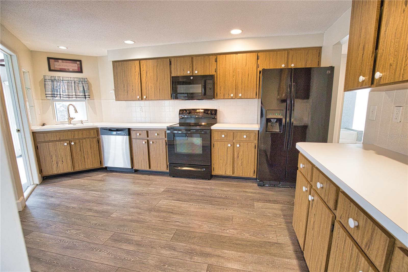 VENICE GARDENS - Residential