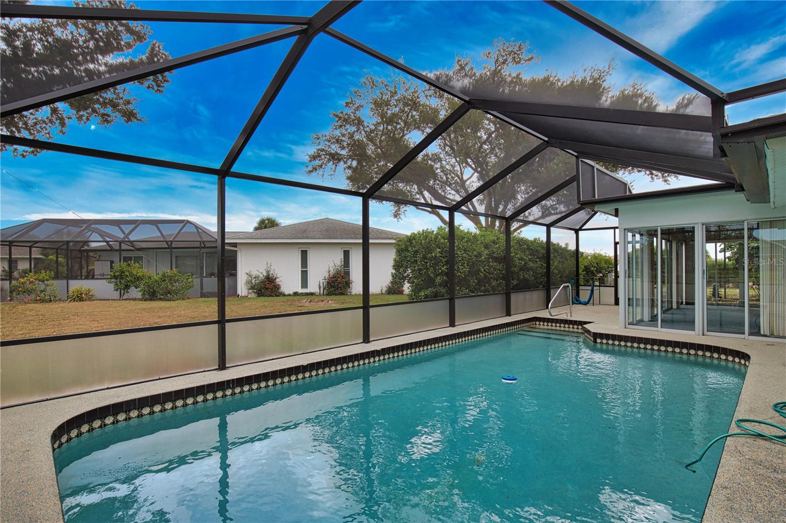 VENICE GARDENS - Residential