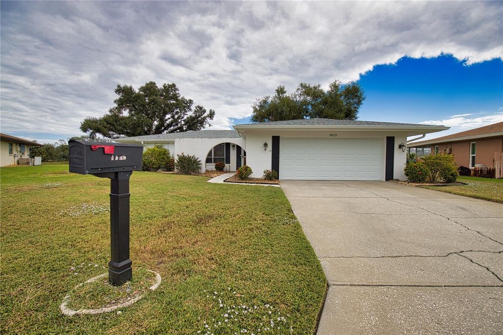 Photo of 1615 Del Monte Court, Venice, FL 34293 (MLS # V4945675)