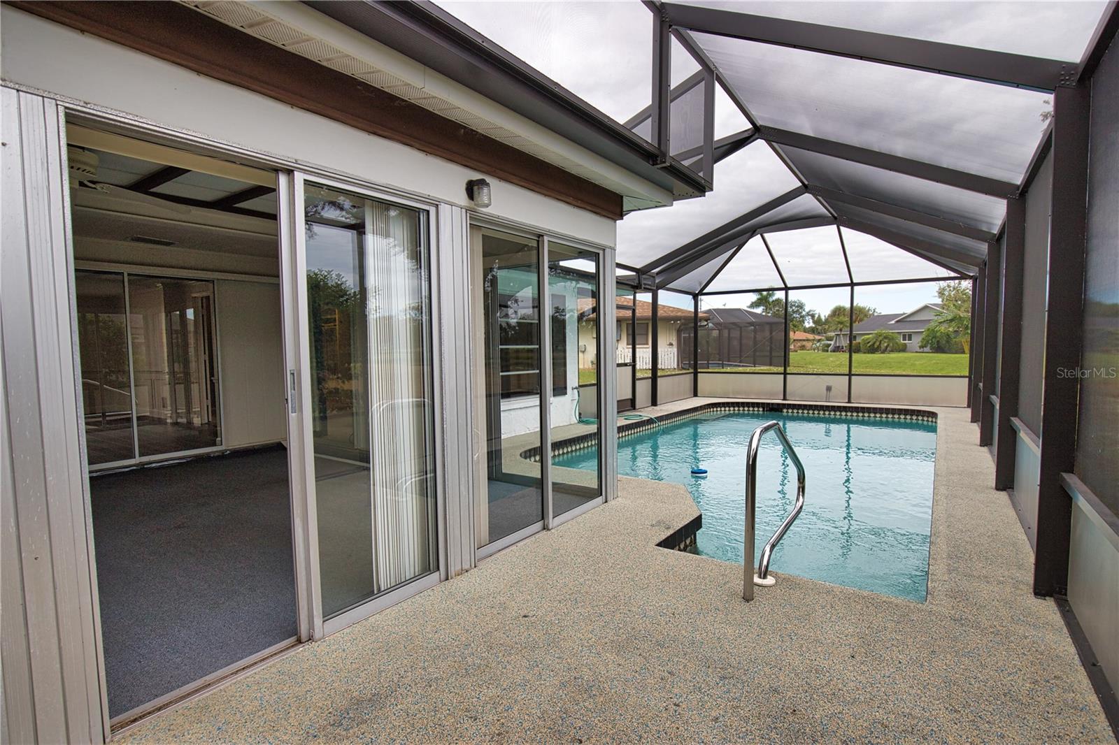 VENICE GARDENS - Residential