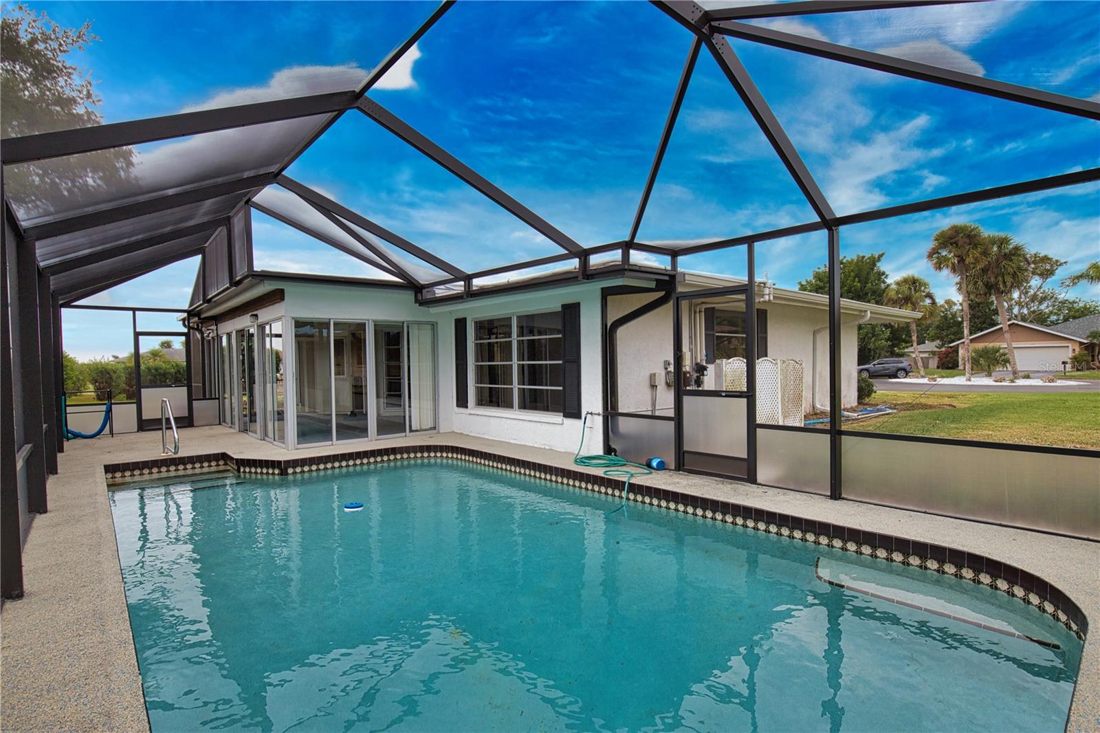 VENICE GARDENS - Residential