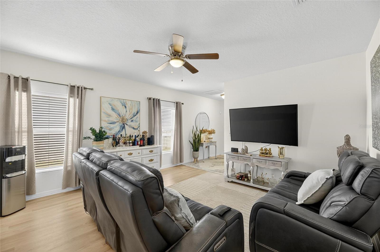 CARRIAGE PTE SOUTH PH 2C 2 - Residential