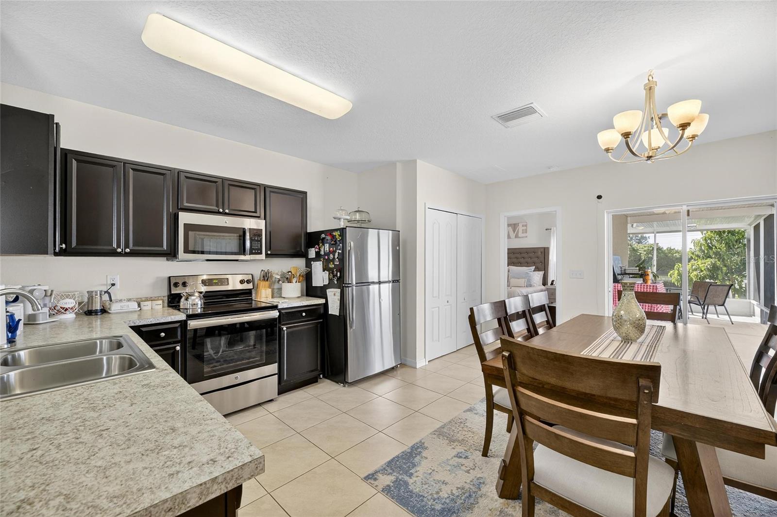 CARRIAGE PTE SOUTH PH 2C 2 - Residential