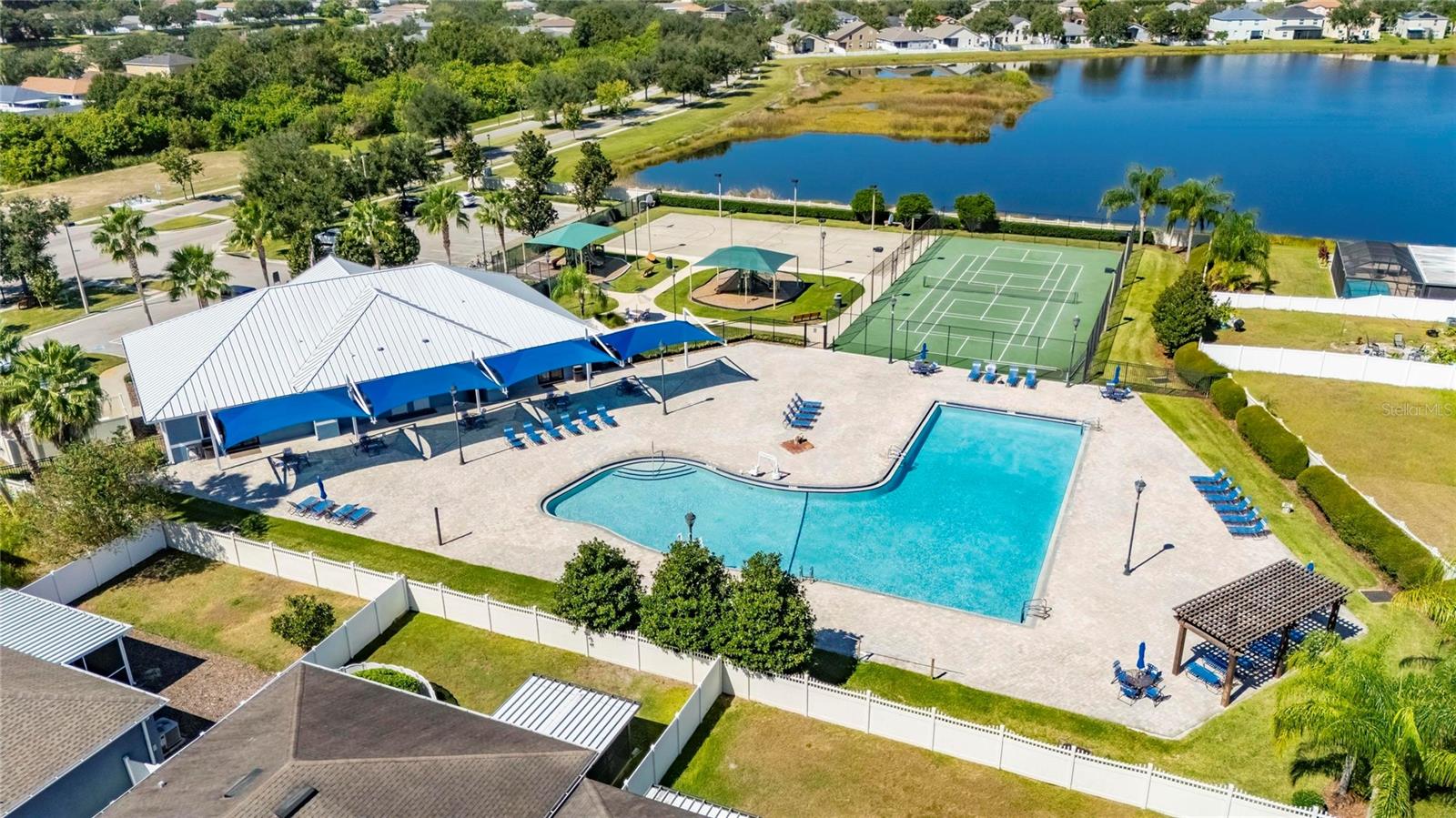 CARRIAGE PTE SOUTH PH 2C 2 - Residential